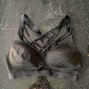 VSX SPORT Strappy Sportsbra